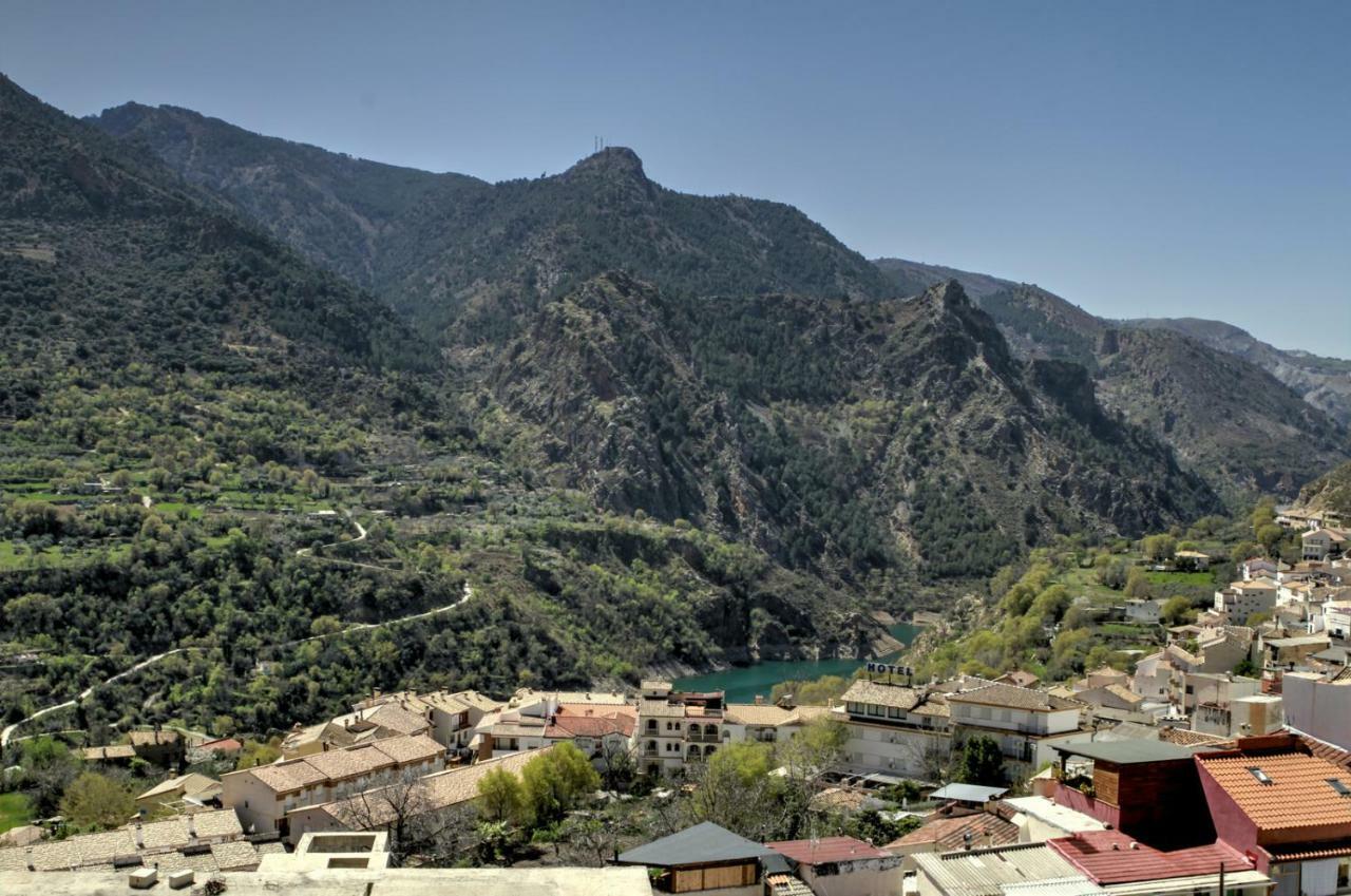 Atico Con Chimenea En Sierra Nevada-Gueejar Sierra Lejlighed Eksteriør billede